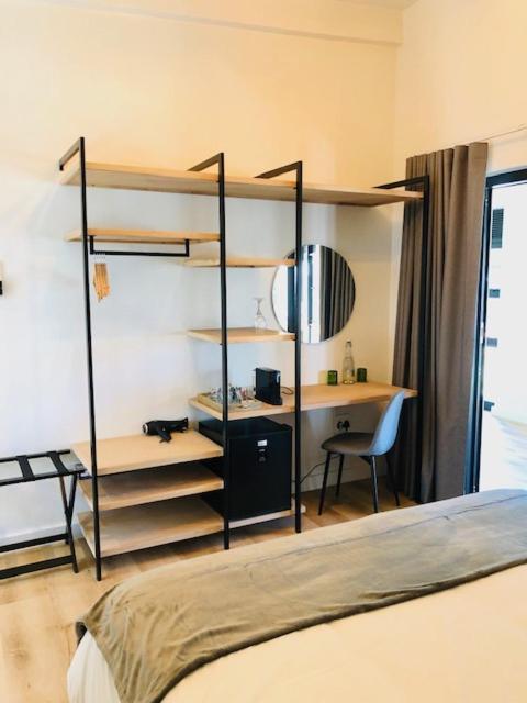 Glow Boutique Suites & Guesthouse Херманус Экстерьер фото